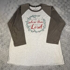 Southern Made Tees Shirt Womens XL Gray Brown Christmas Raglan Adore Him Wreath‎